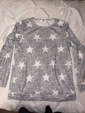 Amazon Gray Star Print Pajama Top